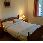 Rugged Glen 4*