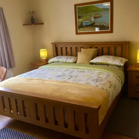 Rugged Glen Glengarriff