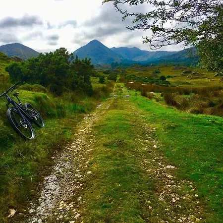 Rugged Glen 4*