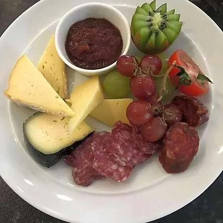 Nocleg ze śniadaniem Rugged Glen 4*