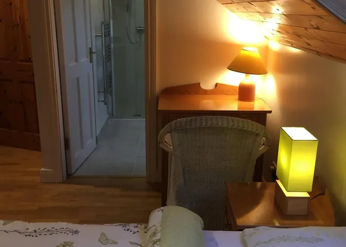 Rugged Glen Glengarriff